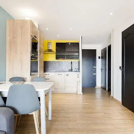 Апартаменты Stanislas Art - Centre - Terrasse - Clim *